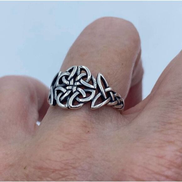 Celtic Sterling Silver Ring Sizes 8,9 - Picture 6 of 6
